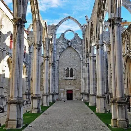 Ideal Address With Fantastic View Castel -old Town-river *