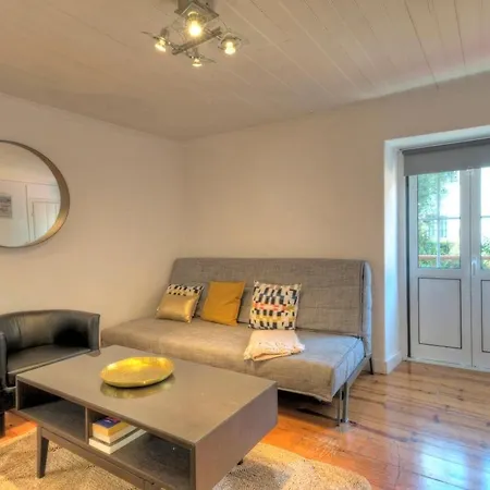 Ideal Address With Fantastic View Castel -old Town-river Лісабон