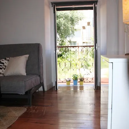 Апартаменты Ideal Address With Fantastic View Castel -old Town-river Лиссабон